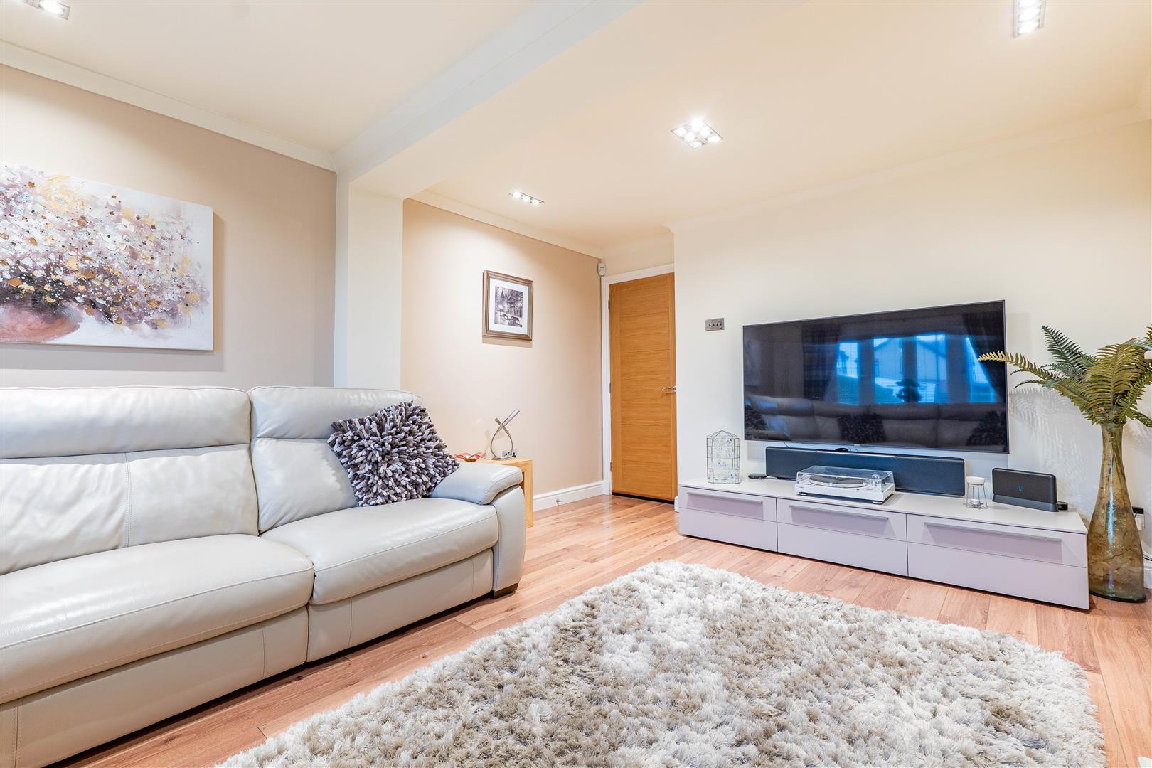 Guildford Avenue, Chorley
